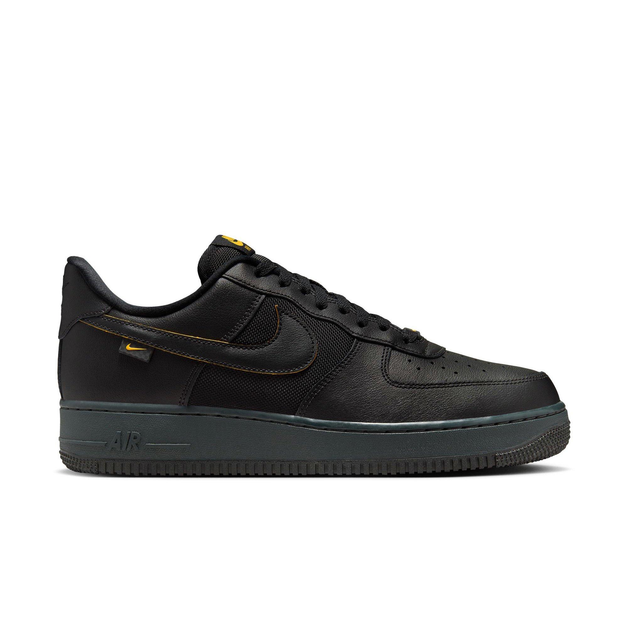 NIKE Men s Air Force 1 07 Leather Casual Shoes